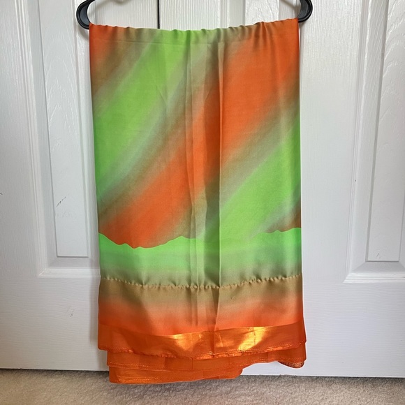 Silk saree new without tag - Picture 2 of 3